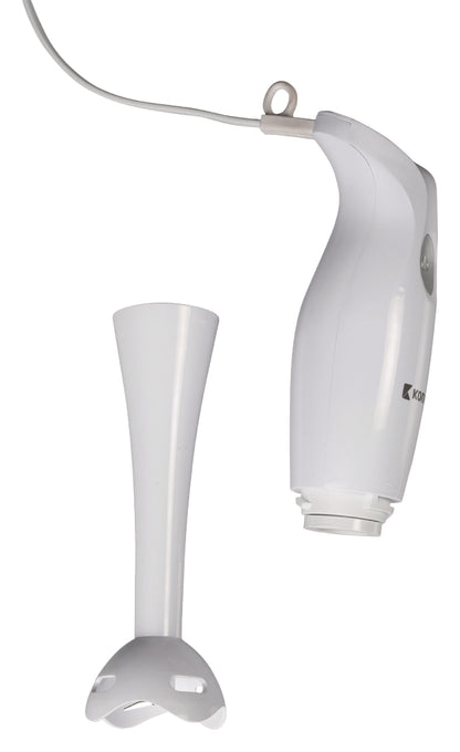 Ein weiß-grauer Stabmixer der Nedis GmbH (Pürierstab, Handmixer, 200 W) ist abgebildet, wobei der Mixaufsatz abgenommen und daneben abgelegt ist. Das Gerät ist über ein weißes Kabel an die Steckdose angeschlossen; am Gehäuse sind ein Knopf und das Markenlogo der Nedis GmbH zu sehen. Die abgenommene Schutzkappe des Mixaufsatzes steht aufrecht und gibt den Blick auf die robuste Edelstahlklinge im Inneren frei.