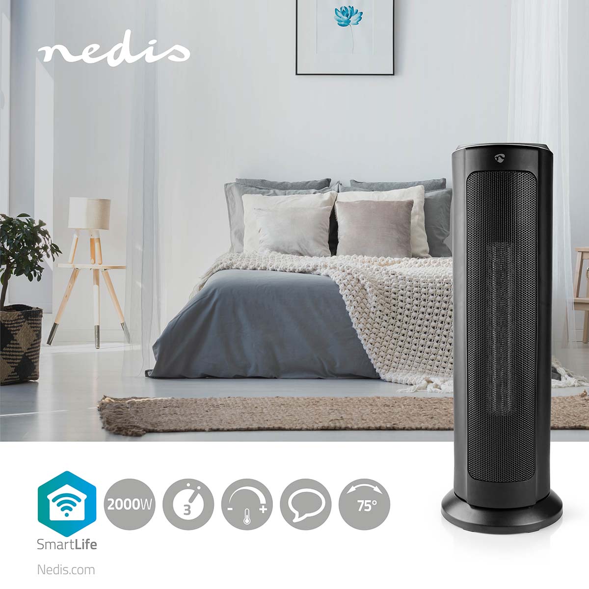Ein großer, schwarzer Nedis SmartLife Heizlüfter WLAN Android™ / iOS 2000 W #2 steht auf einem weißen Boden vor einem Schlafzimmer; darunter befinden sich sechs Symbole, die die WLAN-Funktion, die Leistung von 2000 W, den Timer und den Schwenkbereich von 75 Grad anzeigen.